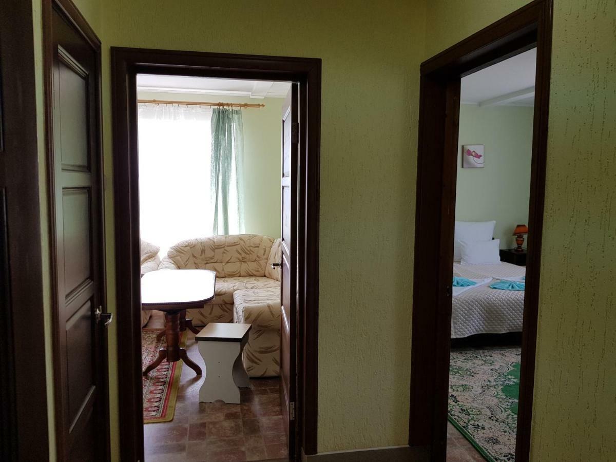 Volkovysk Motelヴァウカヴィスク エクステリア 写真
