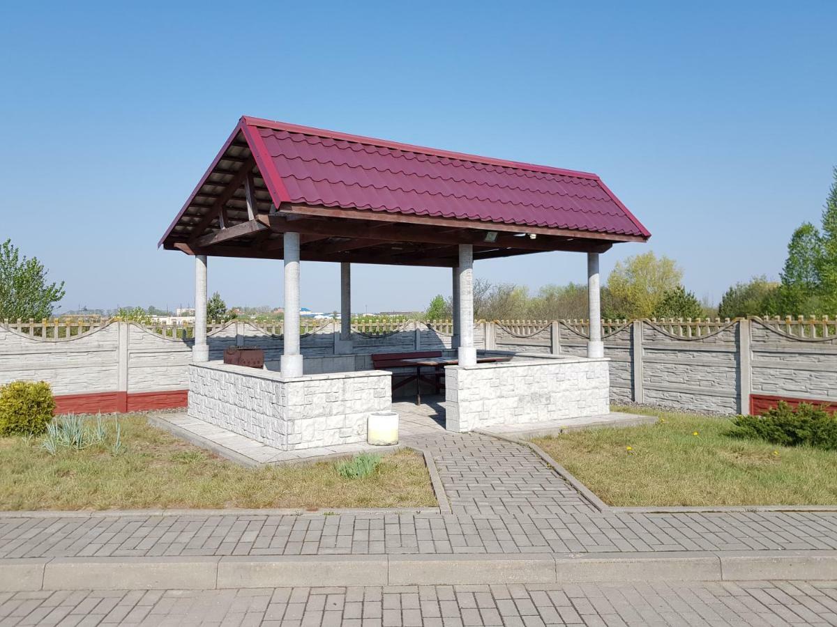 Volkovysk Motelヴァウカヴィスク エクステリア 写真
